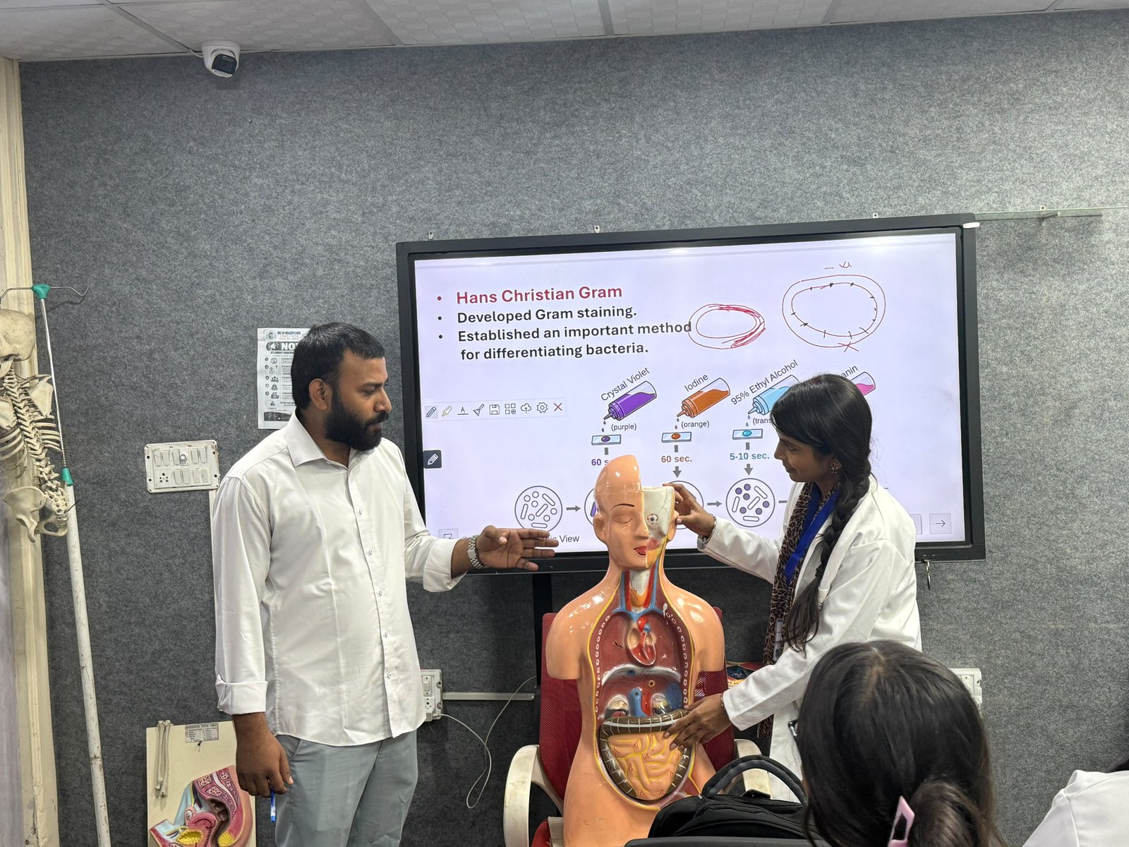 Learning Anatomy Through Practical Demonstration at DHCI